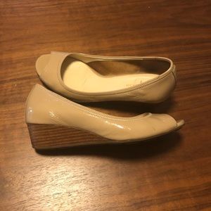 🌹 Cole Haan Women's Air Tali Wedge Patent Pump